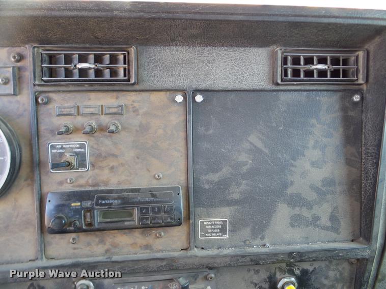 image for item DA7362 1998 Kenworth T300 flatbed dump truck