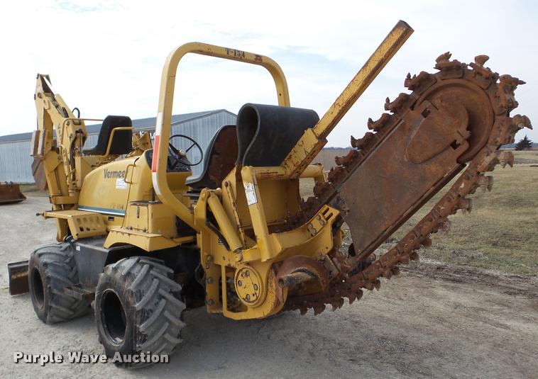 image for item DA7364 2000 Vermeer RT700 trencher