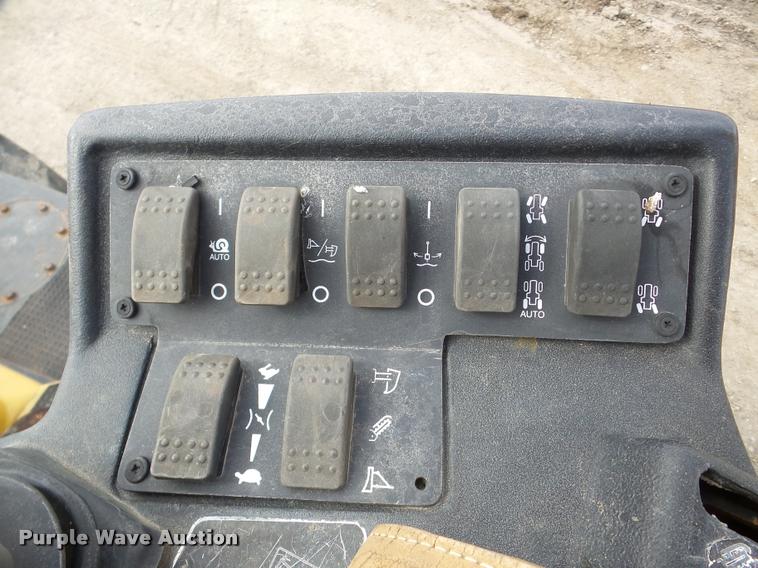 image for item DA7364 2000 Vermeer RT700 trencher