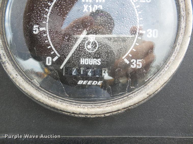 image for item DA7364 2000 Vermeer RT700 trencher