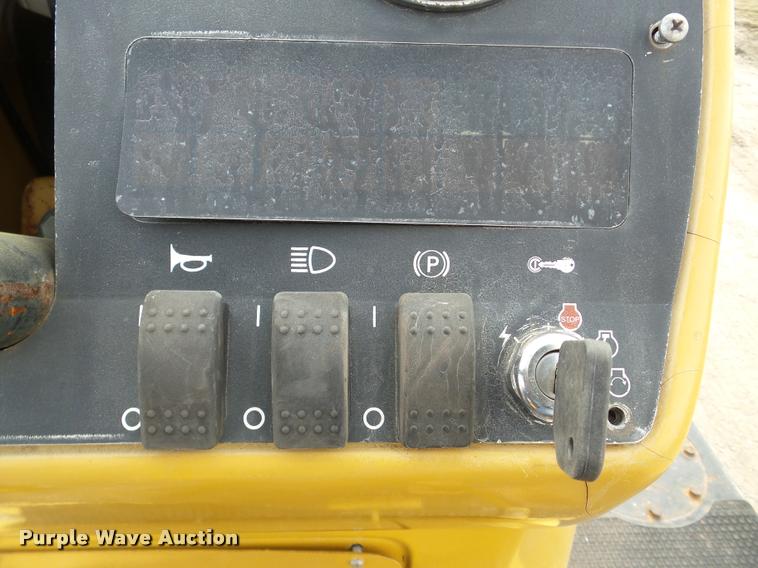 image for item DA7364 2000 Vermeer RT700 trencher