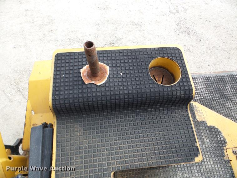 image for item DA7364 2000 Vermeer RT700 trencher