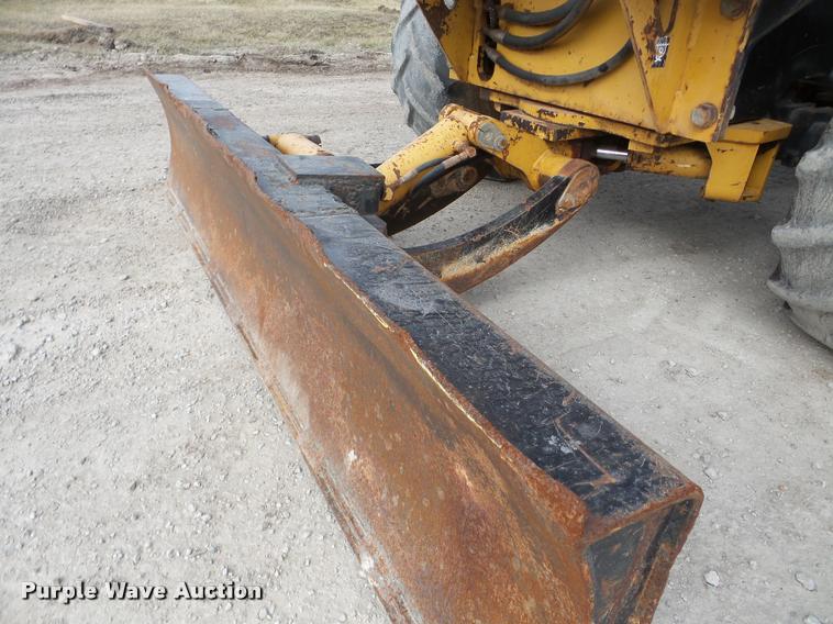 image for item DA7364 2000 Vermeer RT700 trencher