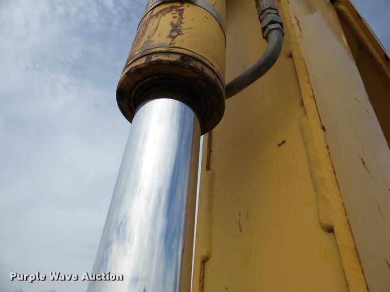 image for item DA7364 2000 Vermeer RT700 trencher