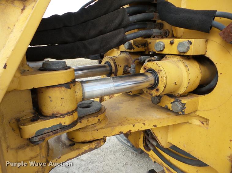 image for item DA7364 2000 Vermeer RT700 trencher