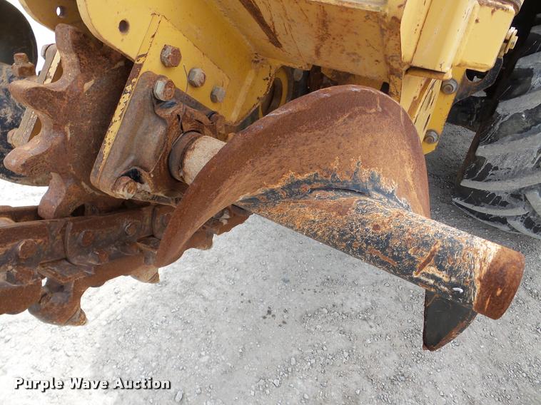 image for item DA7364 2000 Vermeer RT700 trencher