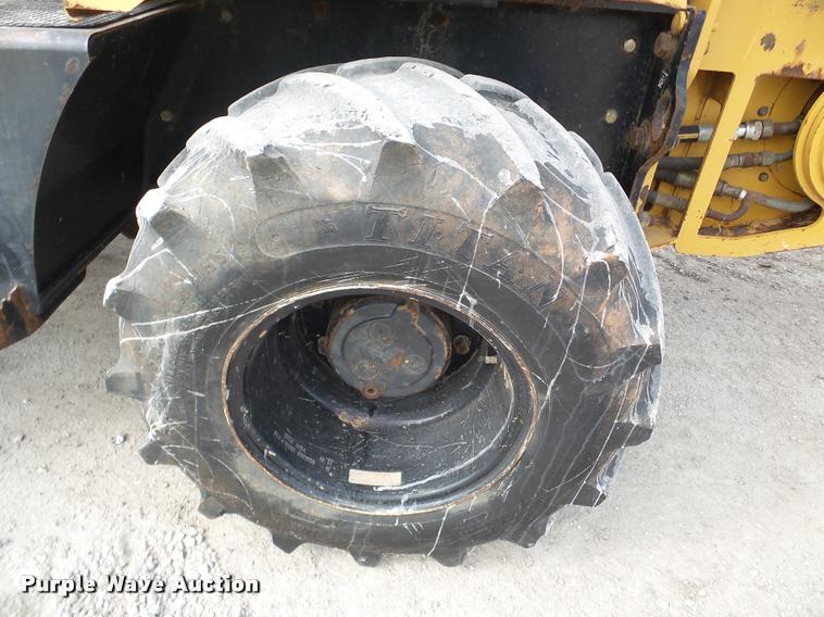 image for item DA7364 2000 Vermeer RT700 trencher