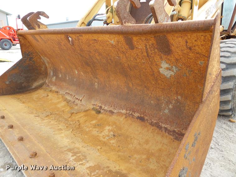 image for item DA7370 1991 Case 580 Super K backhoe