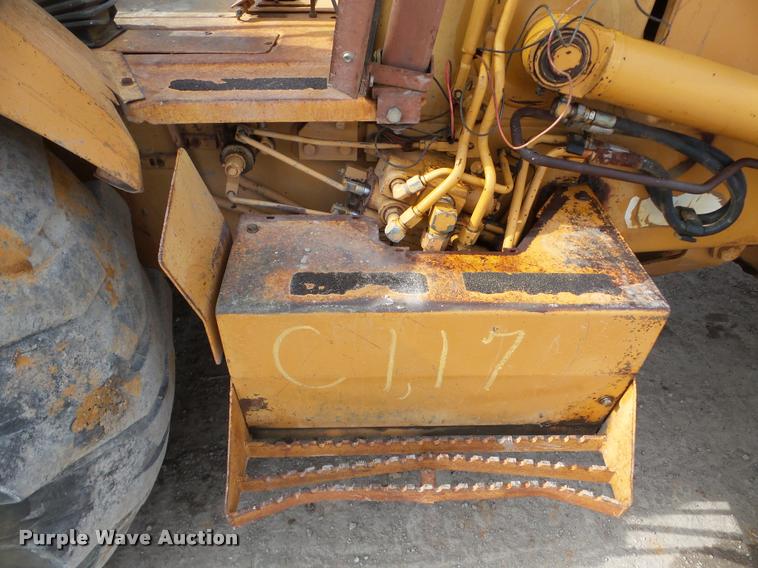 image for item DA7370 1991 Case 580 Super K backhoe