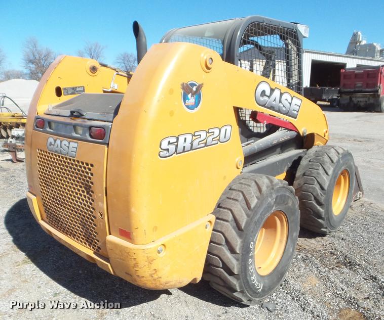 image for item DA7731 2012 Case SR220 skid steer