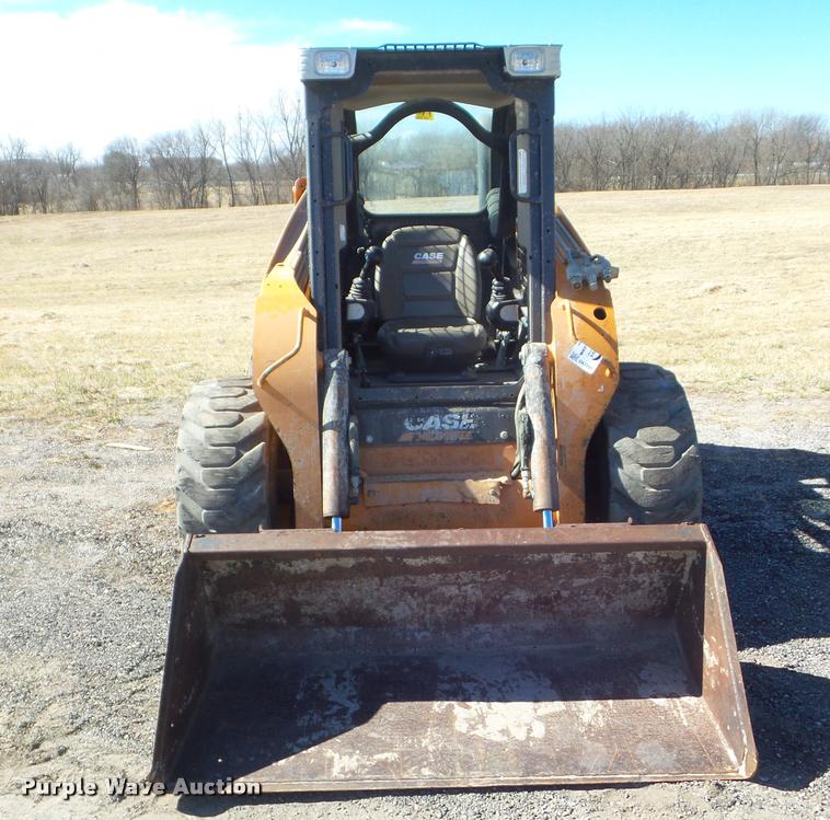 image for item DA7731 2012 Case SR220 skid steer
