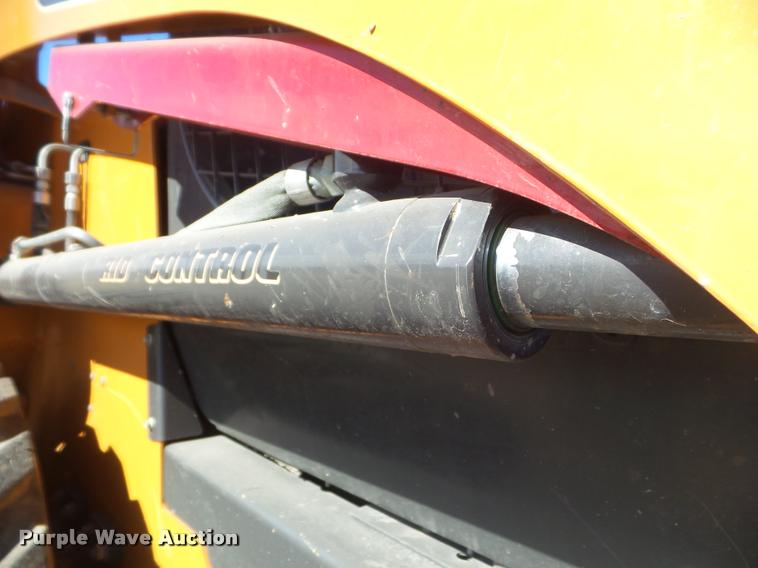 image for item DA7731 2012 Case SR220 skid steer