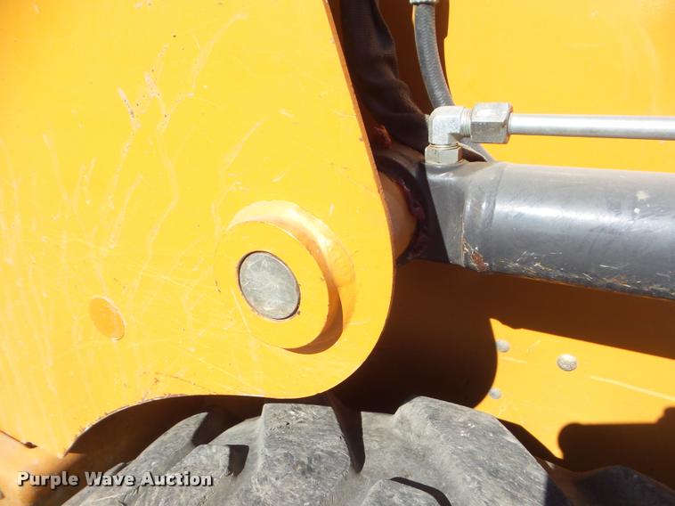 image for item DA7731 2012 Case SR220 skid steer