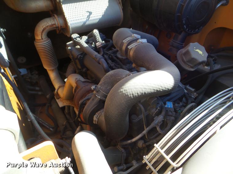 image for item DA7731 2012 Case SR220 skid steer