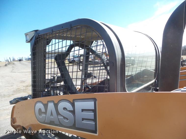 image for item DA7731 2012 Case SR220 skid steer