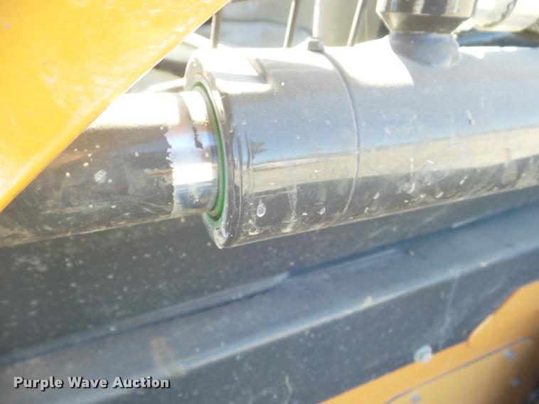 image for item DA7731 2012 Case SR220 skid steer