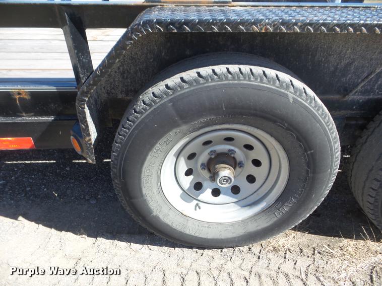 image for item DA7734 2014 Lamar utility trailer