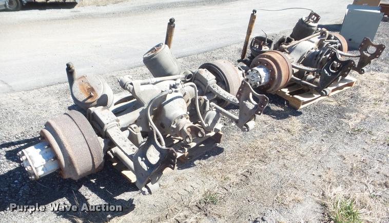 image for item DA7735 Semi truck rear axle