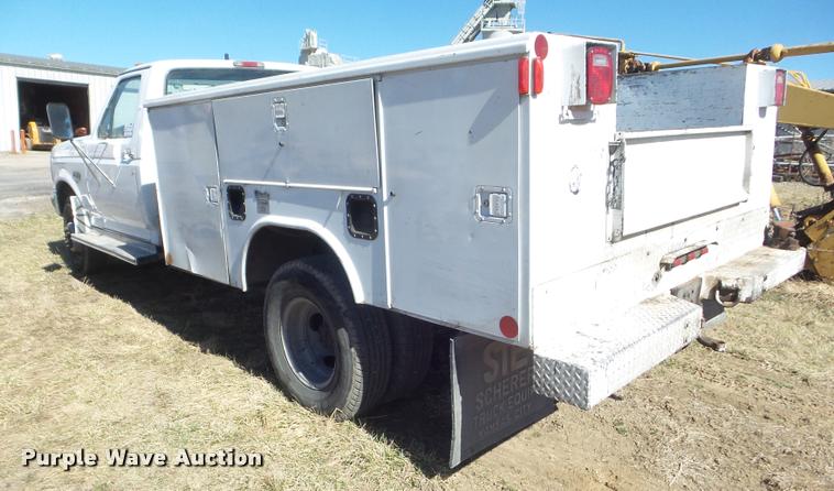 image for item DA7736 1996 Ford F450 Super Duty utility truck