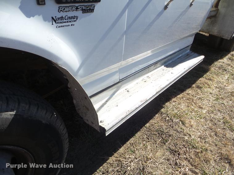 image for item DA7736 1996 Ford F450 Super Duty utility truck