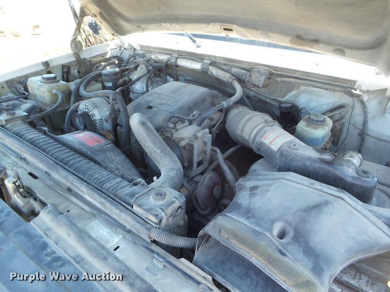 image for item DA7736 1996 Ford F450 Super Duty utility truck