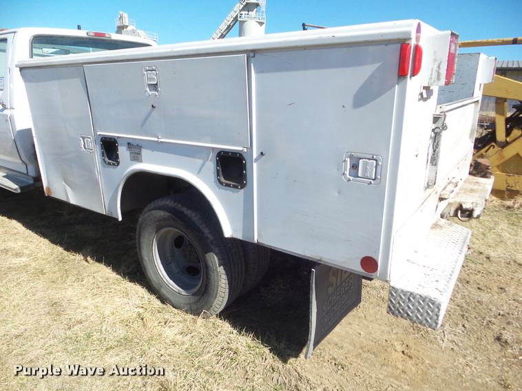 image for item DA7736 1996 Ford F450 Super Duty utility truck