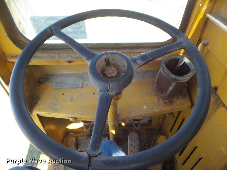 image for item DA7738 1970 Caterpillar 613 elevating scraper