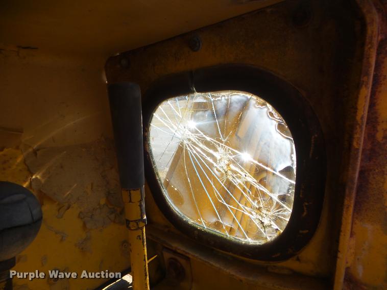 image for item DA7738 1970 Caterpillar 613 elevating scraper