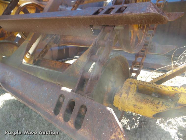 image for item DA7738 1970 Caterpillar 613 elevating scraper