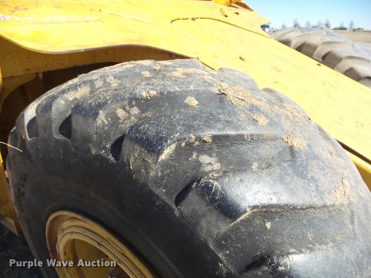 image for item DA7738 1970 Caterpillar 613 elevating scraper