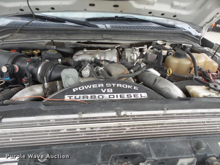 image for item DB0663 2008 Ford F550 Super Duty service truck with crane