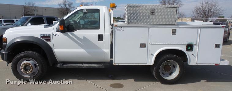 image for item DB0667 2008 Ford F550 Super Duty utility truck