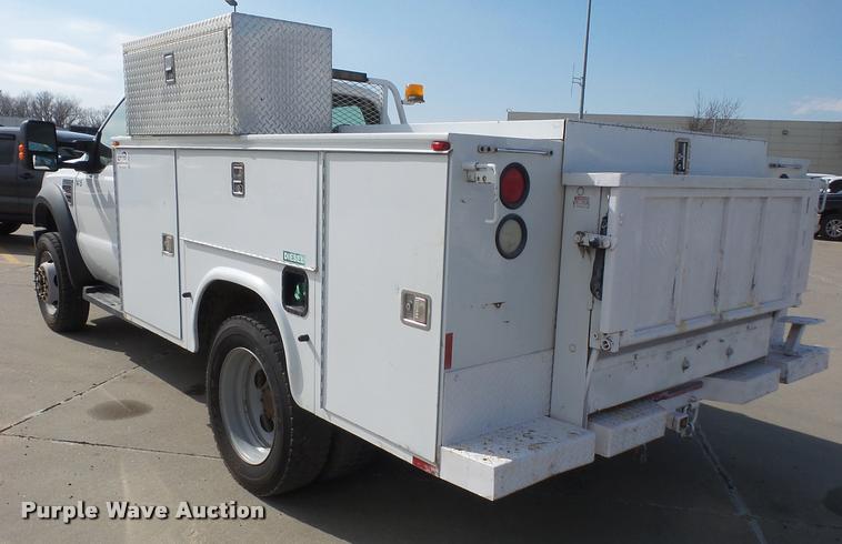 image for item DB0667 2008 Ford F550 Super Duty utility truck