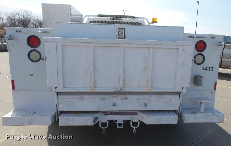 image for item DB0667 2008 Ford F550 Super Duty utility truck