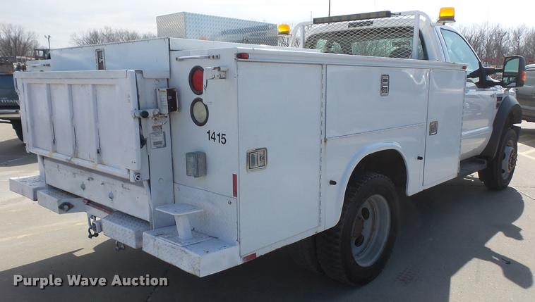 image for item DB0667 2008 Ford F550 Super Duty utility truck