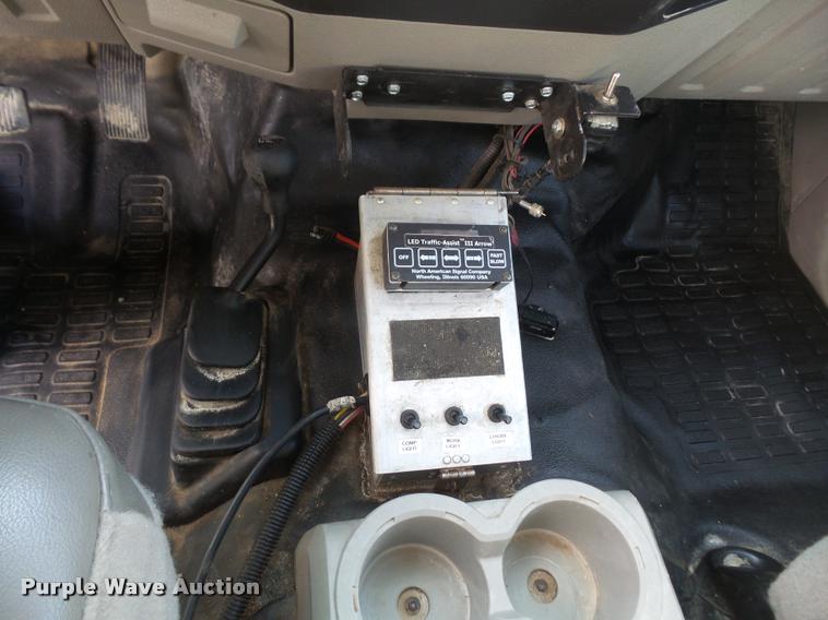 image for item DB0667 2008 Ford F550 Super Duty utility truck