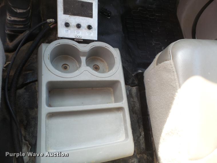 image for item DB0667 2008 Ford F550 Super Duty utility truck