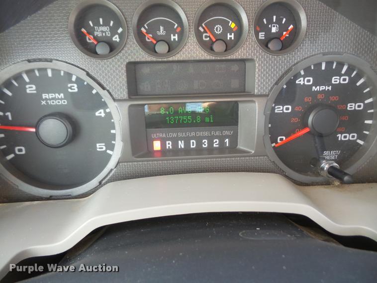 image for item DB0667 2008 Ford F550 Super Duty utility truck