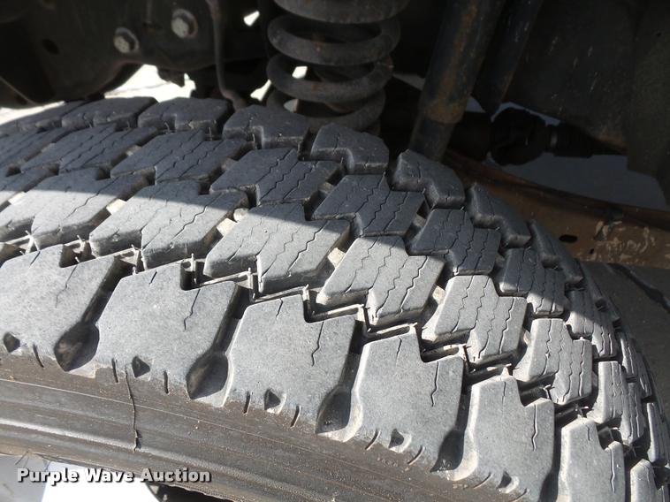 image for item DB0667 2008 Ford F550 Super Duty utility truck