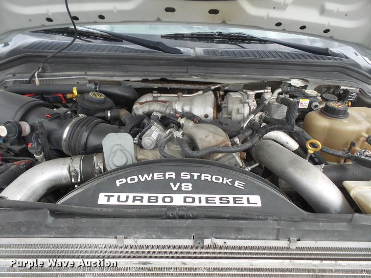 image for item DB0679 2008 Ford F550 Super Duty utility truck with crane