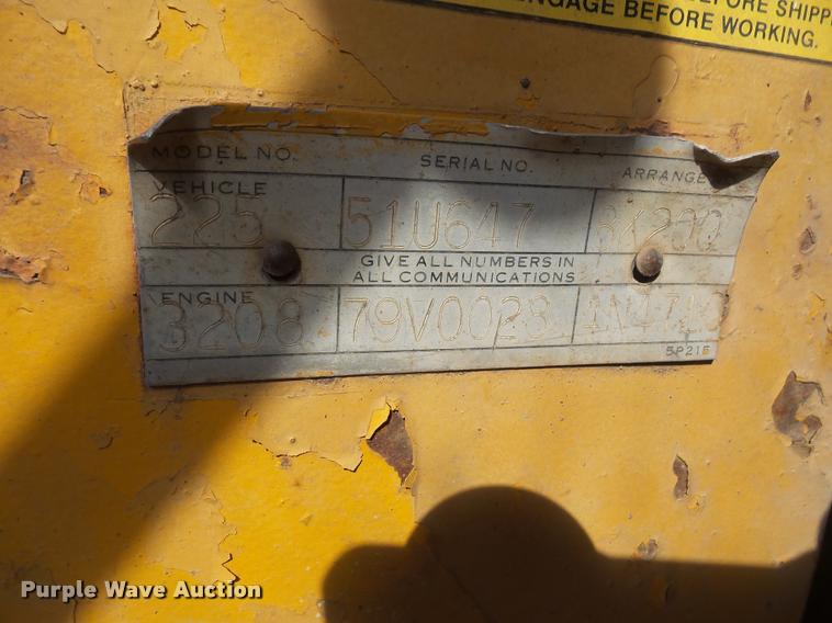 image for item DB0694 1973 Caterpillar 225 excavator