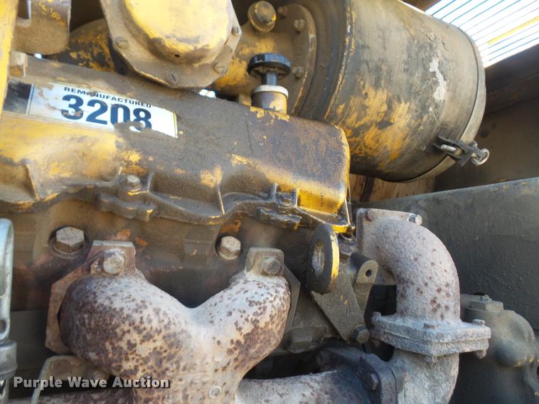 image for item DB0694 1973 Caterpillar 225 excavator