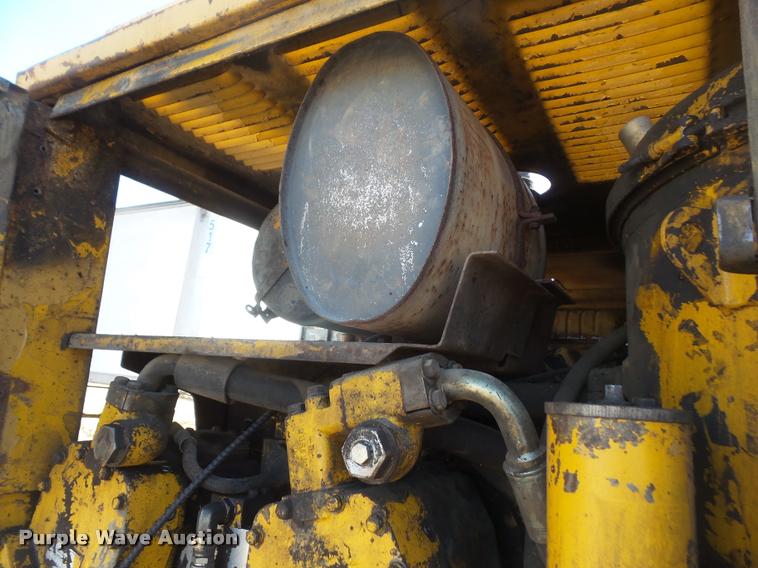 image for item DB0694 1973 Caterpillar 225 excavator