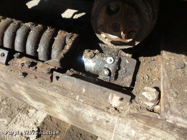 image for item DB0694 1973 Caterpillar 225 excavator