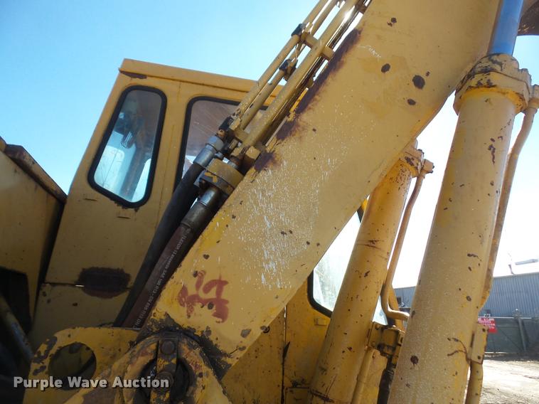 image for item DB0694 1973 Caterpillar 225 excavator