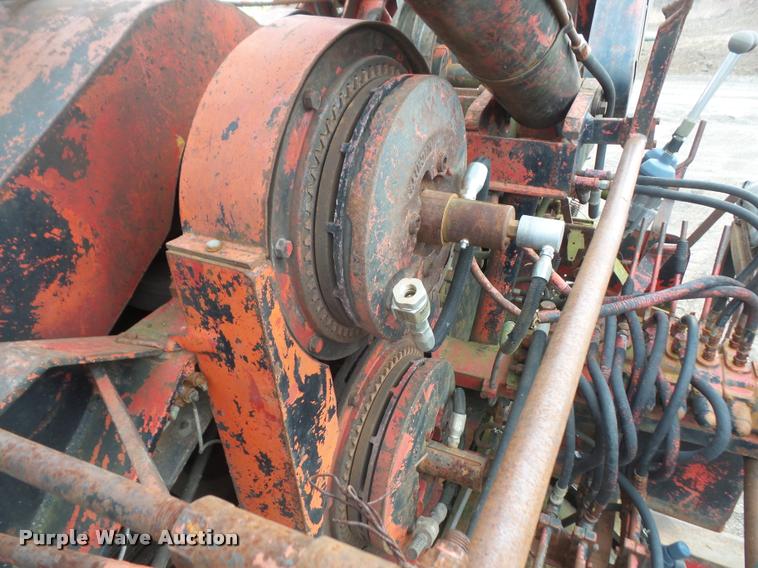 image for item DB0742 1985 Mack R700K truck with William LDH40 hole digger drill rig