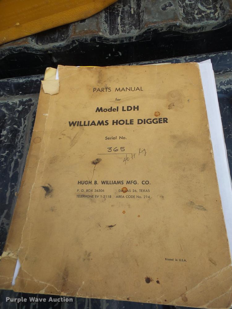 image for item DB0742 1985 Mack R700K truck with William LDH40 hole digger drill rig