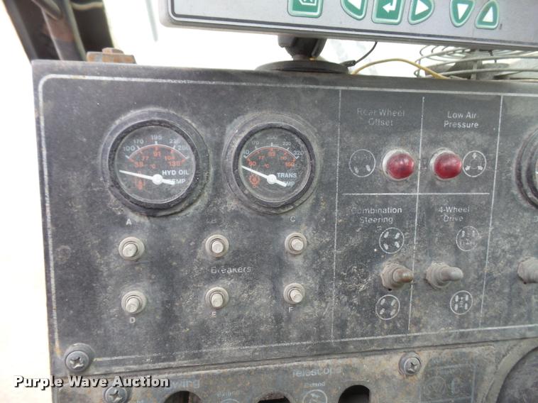 image for item DB0743 1982 Link Belt HSP8040 crane