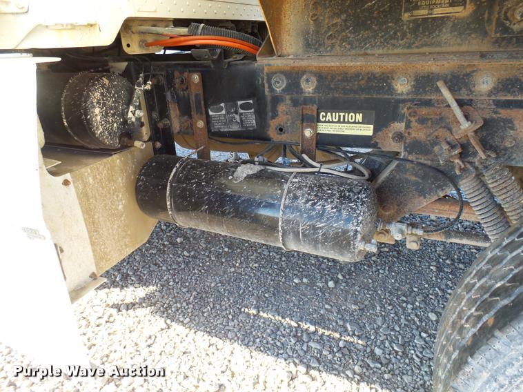 image for item DB2375 1998 Peterbilt 377 dump truck