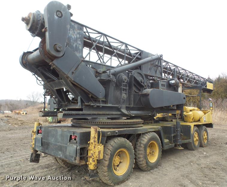 image for item DB2999 1964 Hendrickson carrier with Willams LDH60 hole digger drill rig